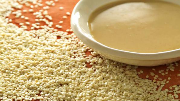 عرضه کننده ارده کنجد در بازار