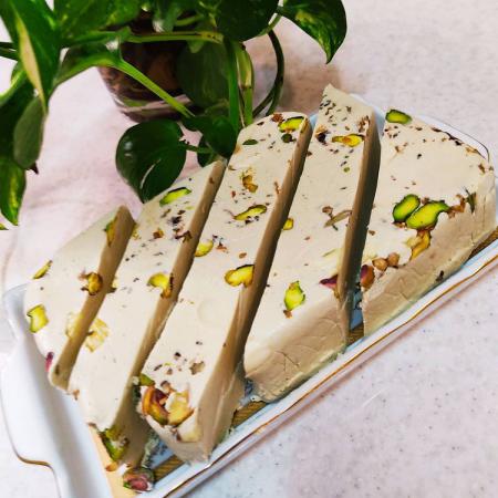 فروشنده حلوا ارده ممتاز