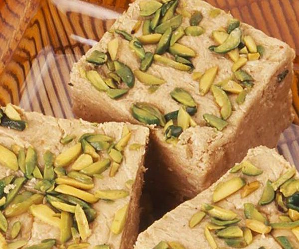 بررسی خصوصیات طعم و طراحی حلوا ارده مرغوب